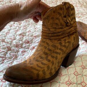 Lucchese leopard print suede cowboy style ankle boots